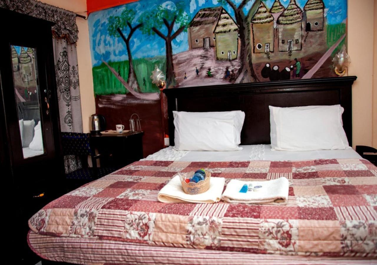 To Be Hotel Кумаси Екстериор снимка